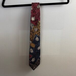 Elegant Multicolor Geometric Tie